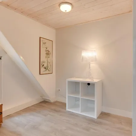 The White Holiday home