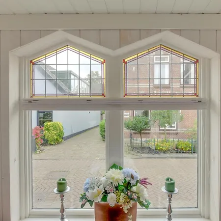 The White * Uitgeest